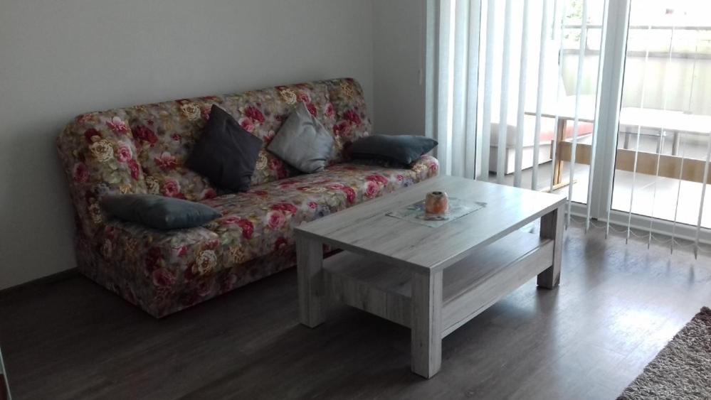 Apartman Edita - Byt S Terasou A Parkovacim Stanim, Topolova, Olomouc公寓 外观 照片